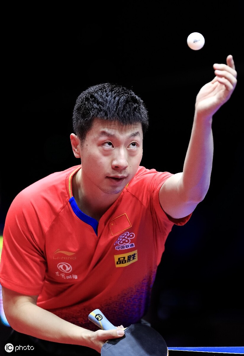 比的成就背 比的成就背