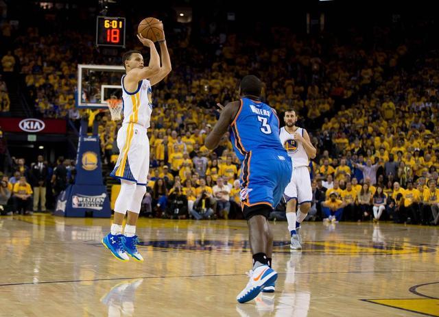 在系列赛首 在系列赛首